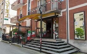 Vip Hotel