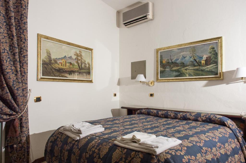 Vip Hotel Piacenza Exterior foto
